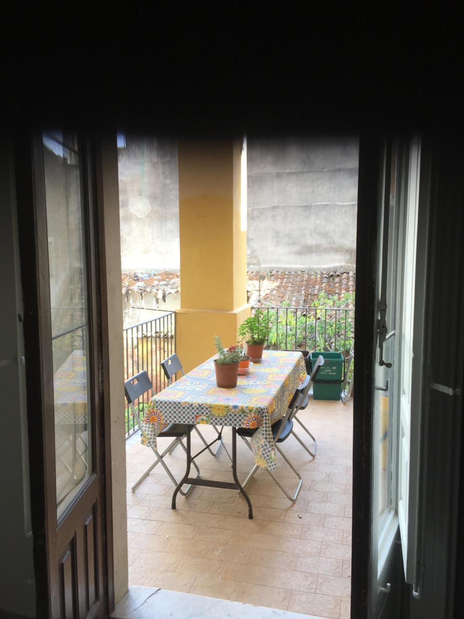 Bohemian Apartment Terrace Downtown Катанія Екстер'єр фото